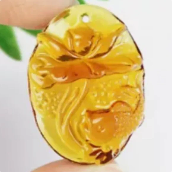 Bundle of 1 Carved Sun & 2 Carved Lotus Carp Beads / Pendants - Picture 4 of 7